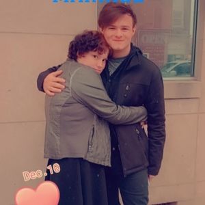 Meet your Posher, Dakota